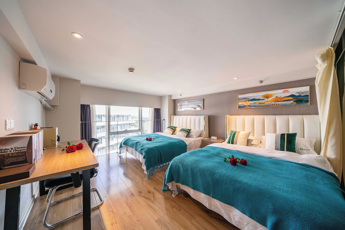 Comfort Loft, City View | 2 bedrooms, WiFi (free), bed sheets
