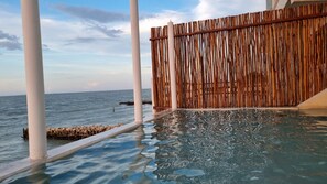 Pool - Beachfront Comfort at Casa Las Gaviotas, Chelem (Chelem)