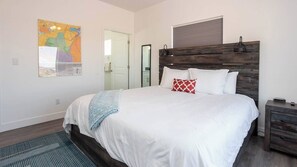 3 habitaciones, tabla de planchar con plancha, cuna de viaje y wifi 