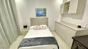 5 Schlafzimmer, kostenloses WLAN, Bettwäsche