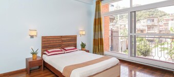 Spacious 3-bedroom apartment with AC,, with excellent view of swoyambhu stupa