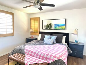 3 bedrooms, iron/ironing board, WiFi, bed sheets