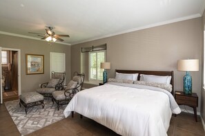 3 室のベッドルーム、アイロン / アイロン台、WiFi