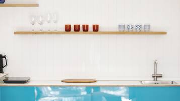 Microwave, stovetop, electric kettle, toaster