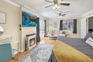 6 Schlafzimmer, Bügeleisen/Bügelbrett, WLAN