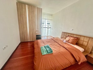 2 bedrooms, WiFi, bed sheets - A gem in Addis 2-bedroom apartment with WiFi in Addis Ababa (Addis Ababa)