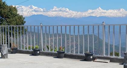 Himal Serena Retreat, A village life with Himalaya View, Bageshwar, Uttarakhand