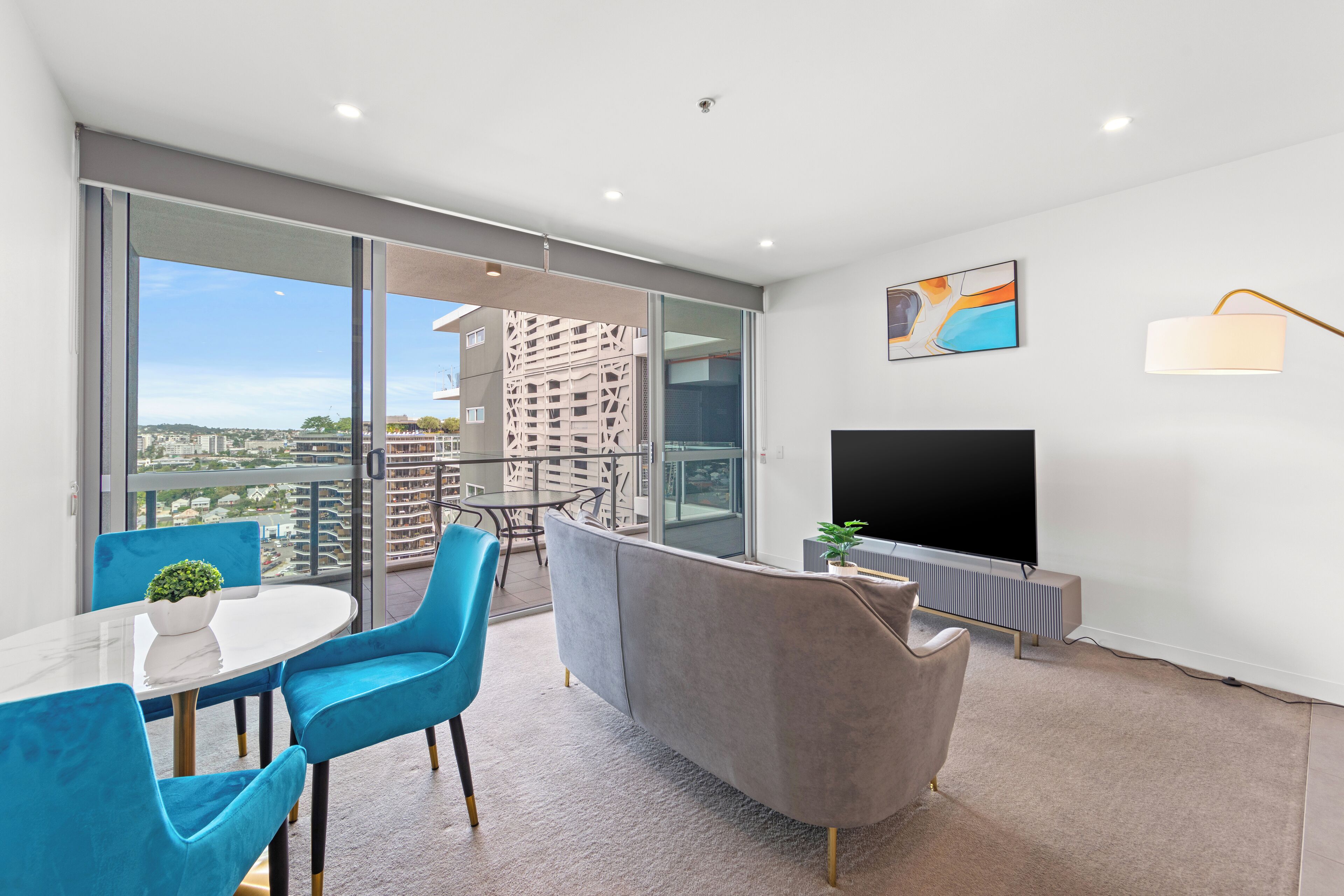 Apartamento, 1 habitación | Zona de estar | Una Smart TV