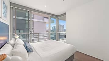 1 chambre, espace de travail pour ordinateur portable