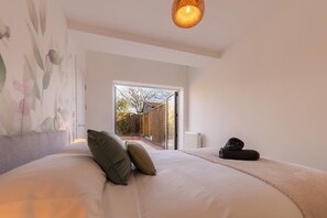 8 chambres, fer et planche à repasser, Wi-Fi gratuit, draps fournis