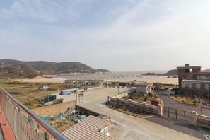 Unclassified image, 3 of 24, button - Shengsi Haiyi Lanting Homestay (Shengsi)