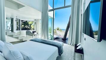 8 slaapkamers, een strijkplank/strijkijzer, reisbedje, gratis wifi