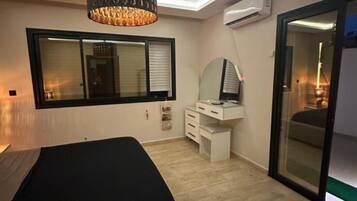 3 chambres, accĂšs Internet, draps fournis