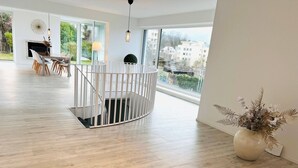 Interior - Big house for 10 people (Binningen)