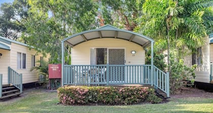 COOKTOWN HOLIDAY PARK