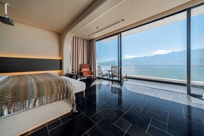 エクスクルーシブ ダブルルーム | 高級寝具、羽毛の掛け布団、ミニバーのアイテム (無料)、客室ごとに異なる装飾