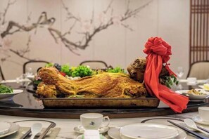 Dining - Bazhou Hotel (Urumqi)