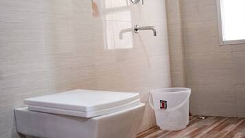 Comfort Double or Twin Room | Bathroom | Slippers