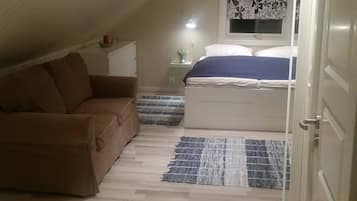 Studio, 1 Bedroom, Smoking, Patio | 1 bedroom
