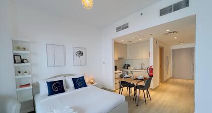 Cosy Studio in Water’s Edge, Yas Island