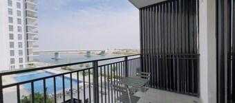 Cosy Studio in Water’s Edge, Yas Island