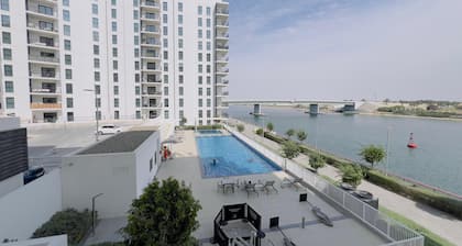 Cosy Studio in Water’s Edge, Yas Island