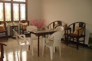 Interior - Xuancheng Airitang Inn (Jing County)