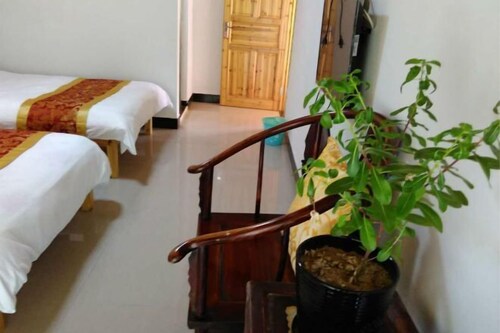 Xuancheng Airitang Inn