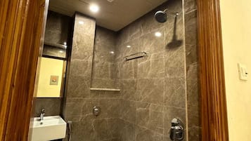 Executive Room | Bathroom | Shower