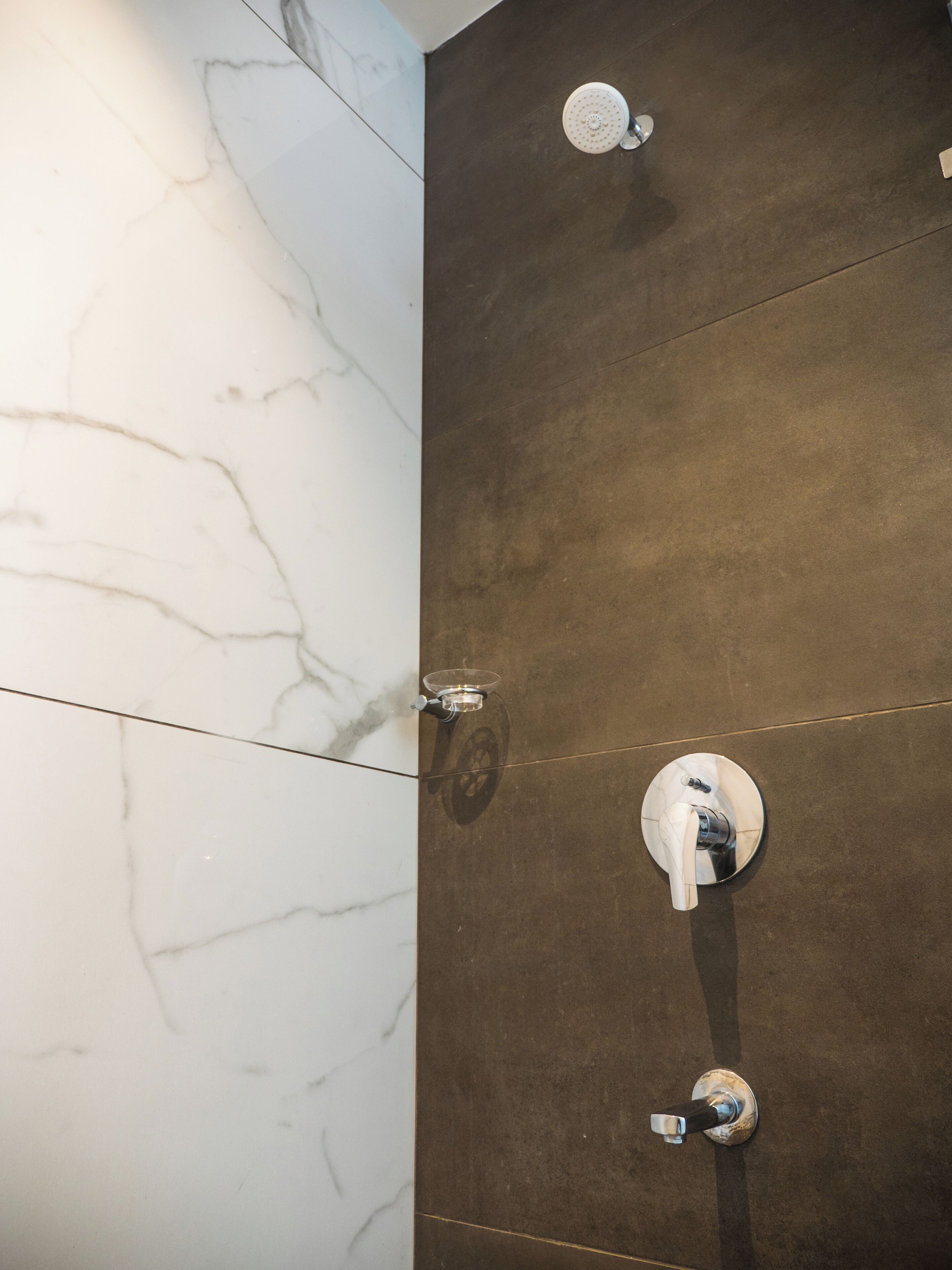 Standard Double Room | Bathroom | Shower, free toiletries, hair dryer, towels