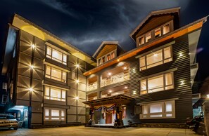 Exterior - Yashshree Lachen  (Chungthang)