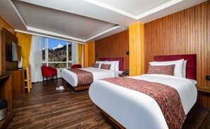 特級客房, 無障礙浴缸 | 遮光窗簾/窗簾、隔音、免費 Wi-Fi、床單