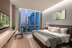 Premier Room, 3 Bedrooms | In-room safe, blackout drapes, iron/ironing board, free WiFi - Somerset Qplex Shenzhen (Shenzhen)