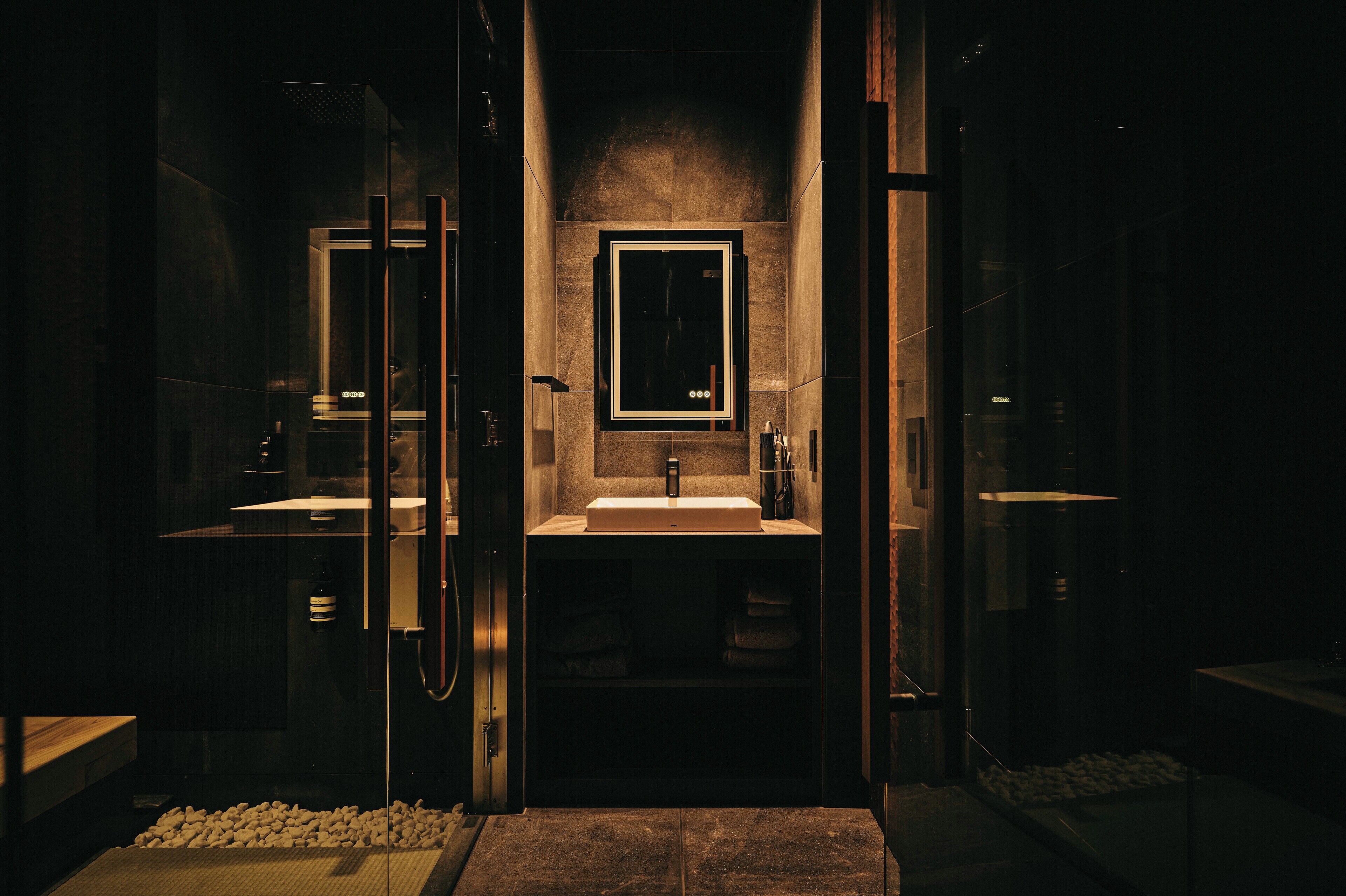 Luxury Double Room | Free WiFi