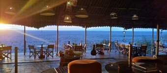Soroi Leopards Lair Cottages