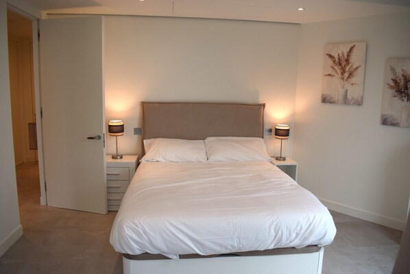 1 makuuhuone, työpöytä, silitysrauta/-lauta, ilmainen Wi-Fi