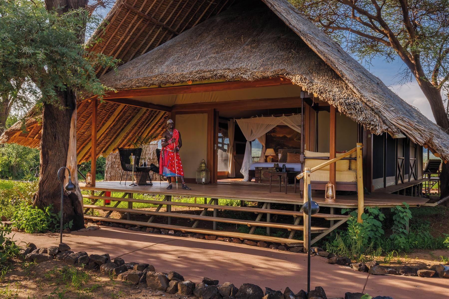 Desk, free cribs/infant beds, free WiFi, bed sheets