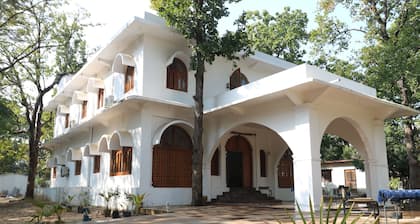 Bamera House Jungle Retreat Bandhavgarh