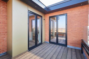 Apartment | 2 bedrooms - Host Stay Vinegar Penthouse (Worcester)