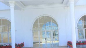 Ngoại thất