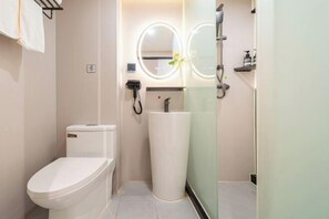 Room - Changee Hotel MINI (Shanghai Baicheng Railway Station Zhongtan Road Subway Station) (Shanghai)