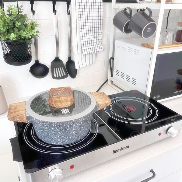 Fridge, microwave, coffee/tea maker, electric kettle