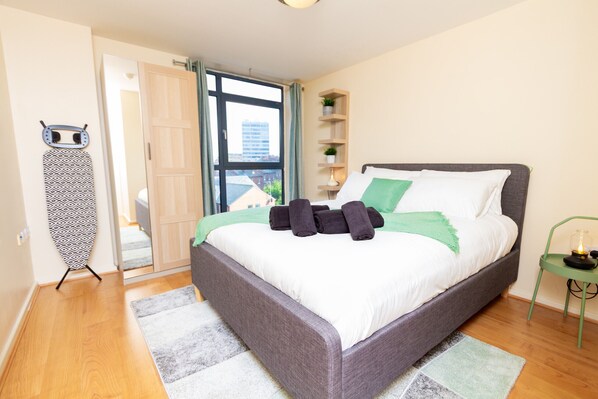 1 bedroom, free WiFi, bed sheets