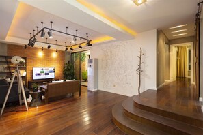 3 bedrooms, free WiFi - Shanghai Hills&Chuanyu Inn Near NECC 53-402 (Shanghai)