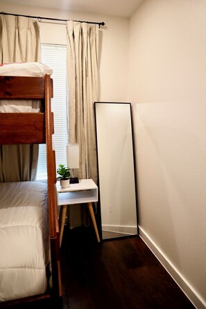 3 bedrooms, desk, iron/ironing board, travel cot