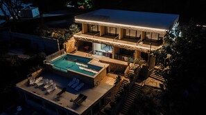 Comfort Suite, Sea View, Beachside | Terrace/patio