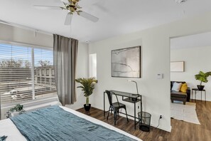1 habitación, tabla de planchar con plancha, wifi y ropa de cama 