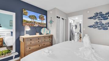 1 habitación, decoración personalizada y muebles diferentes