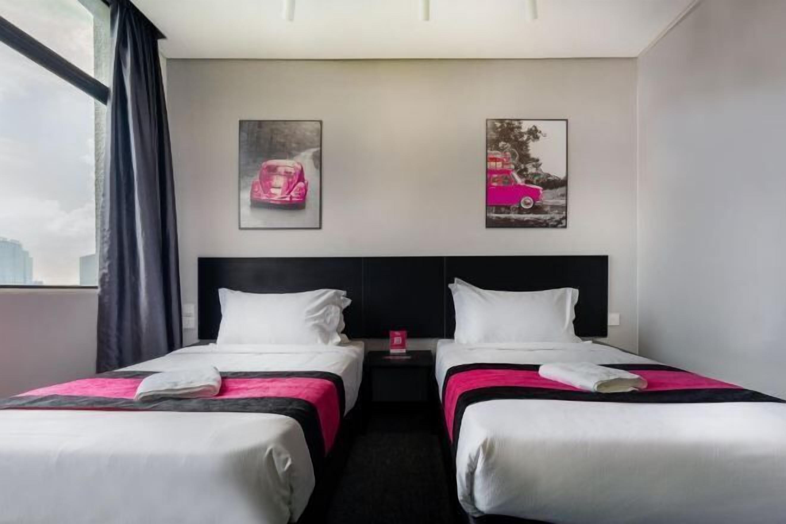 Chambres insonorisées, fer et planche à repasser, Wi-Fi gratuit