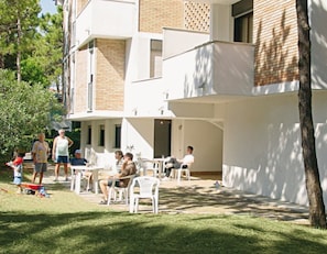 Apartment, 2 Bedrooms, Garden View | Exterior